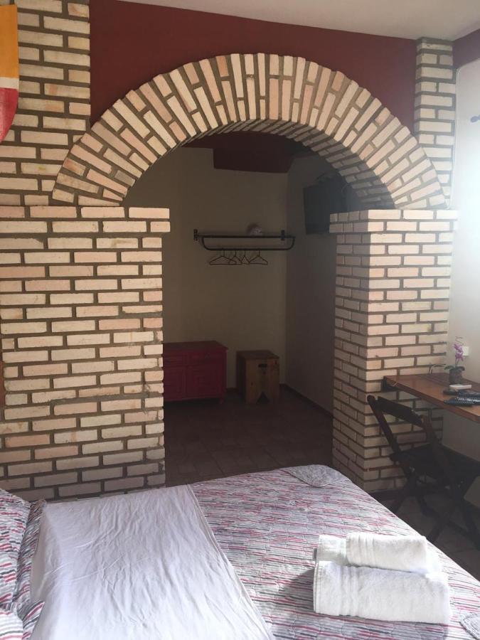 Pirenópolis Pousada Al Castello Di Giulietta E Romeo מראה חיצוני תמונה