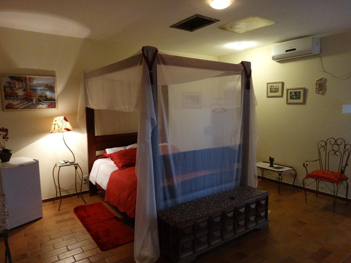 Pirenópolis Pousada Al Castello Di Giulietta E Romeo מראה חיצוני תמונה