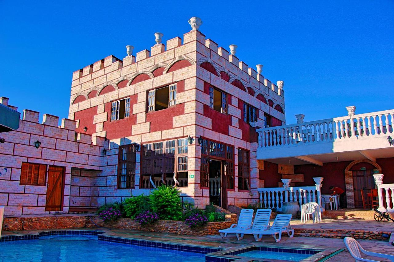 Pirenópolis Pousada Al Castello Di Giulietta E Romeo מראה חיצוני תמונה