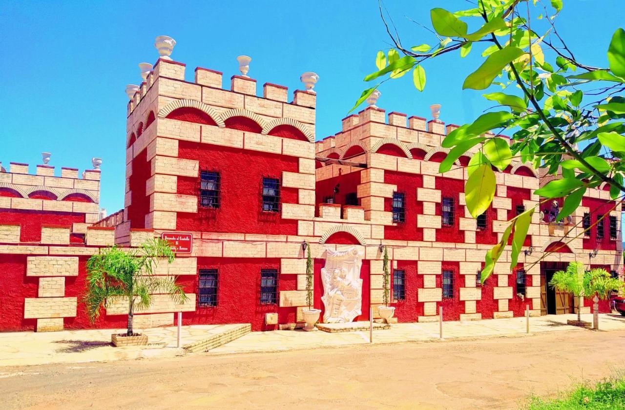 Pirenópolis Pousada Al Castello Di Giulietta E Romeo מראה חיצוני תמונה